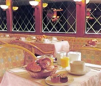Hotel 6 Vh Parigi