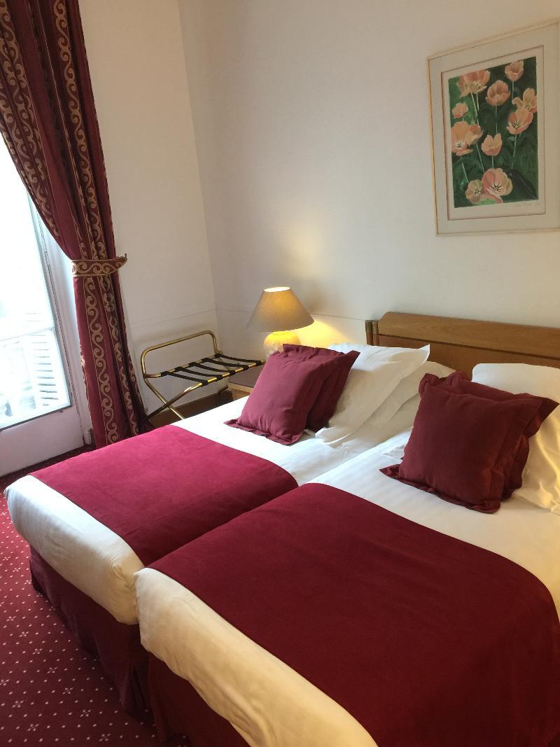 6 Vh Hotel